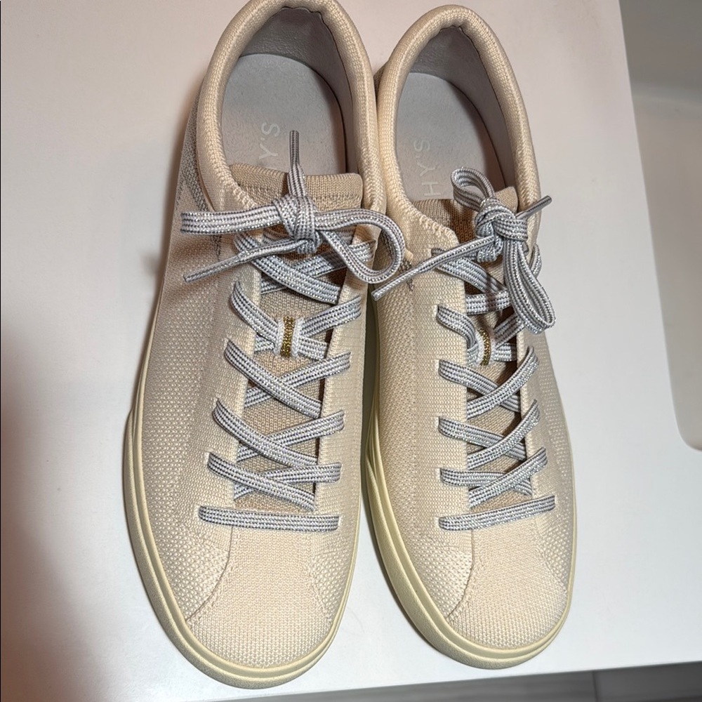 Rothy's Lace-Up Sneakers